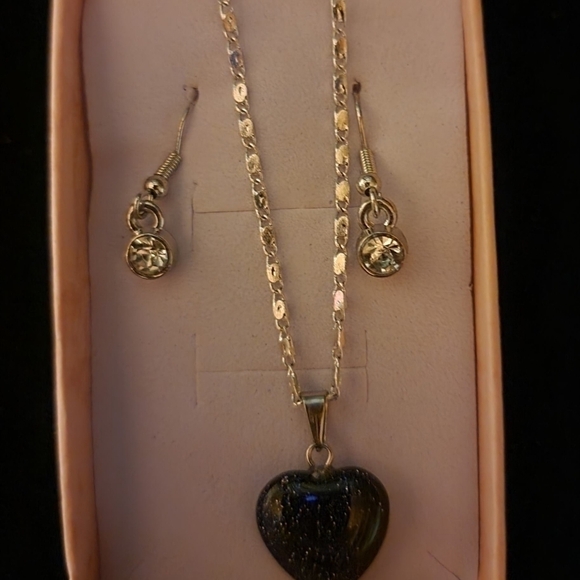 NECKLACE and earrings sets - Picture 10 of 16